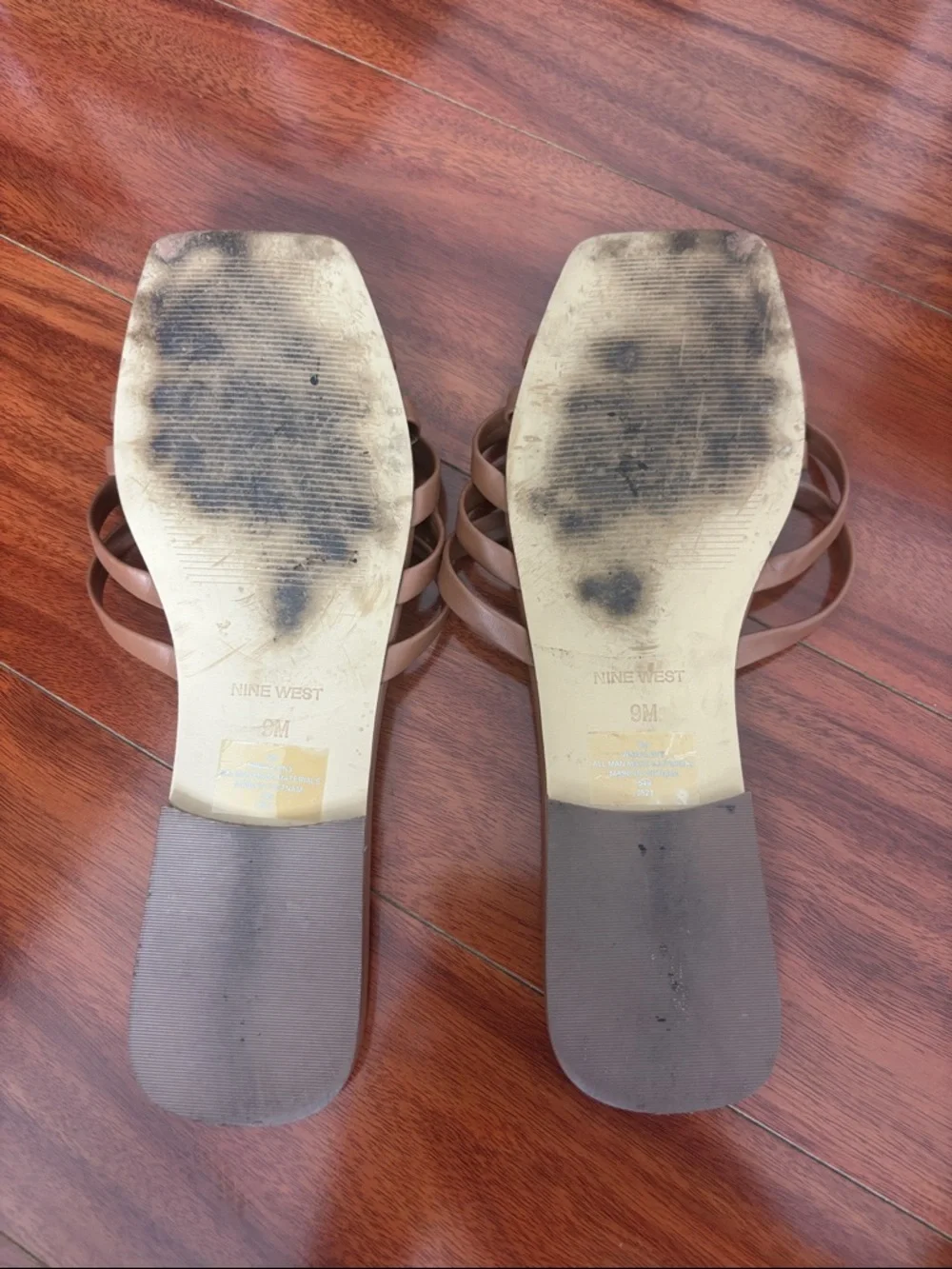 Nine West Size 9 Square-Toe Slide Sandals